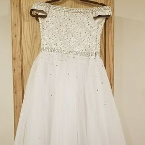 Off the shoulder white flower girls dress